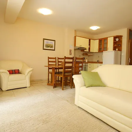 Zubcic Apartament *