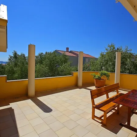 Zubcic Apartament *