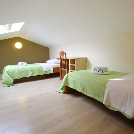 Zubcic Apartament *