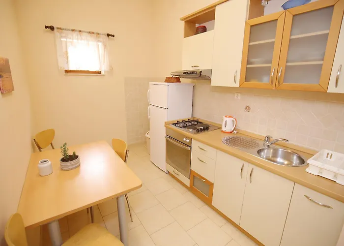 شقة Zubcic زادار